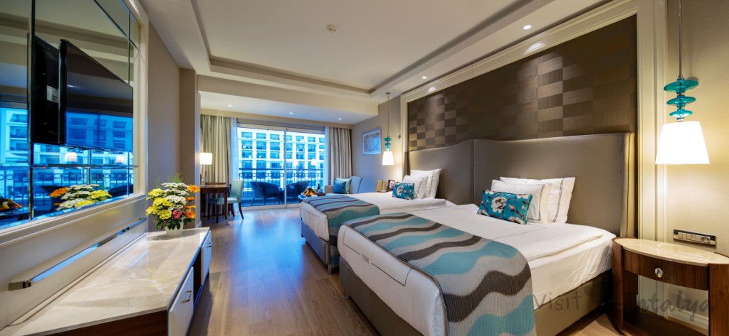 Titanic Deluxe Belek 7 Nights 5x Golf in 4 x Cullinan Links Golf Club + 1 x Kaya Palazzo
