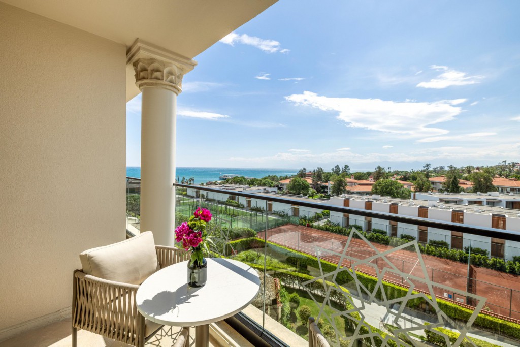 Kempinski Hotel The Dome