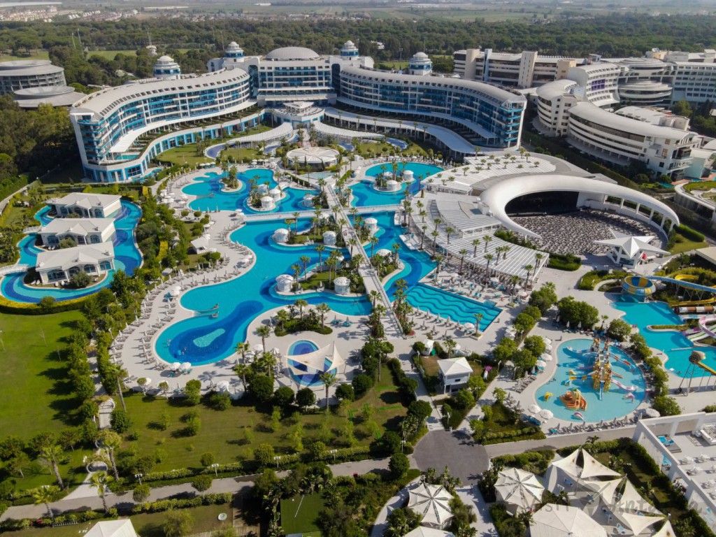 Sueno Deluxe Belek 7 Nights 4 x Golf at Dunes or Pines Buggies included