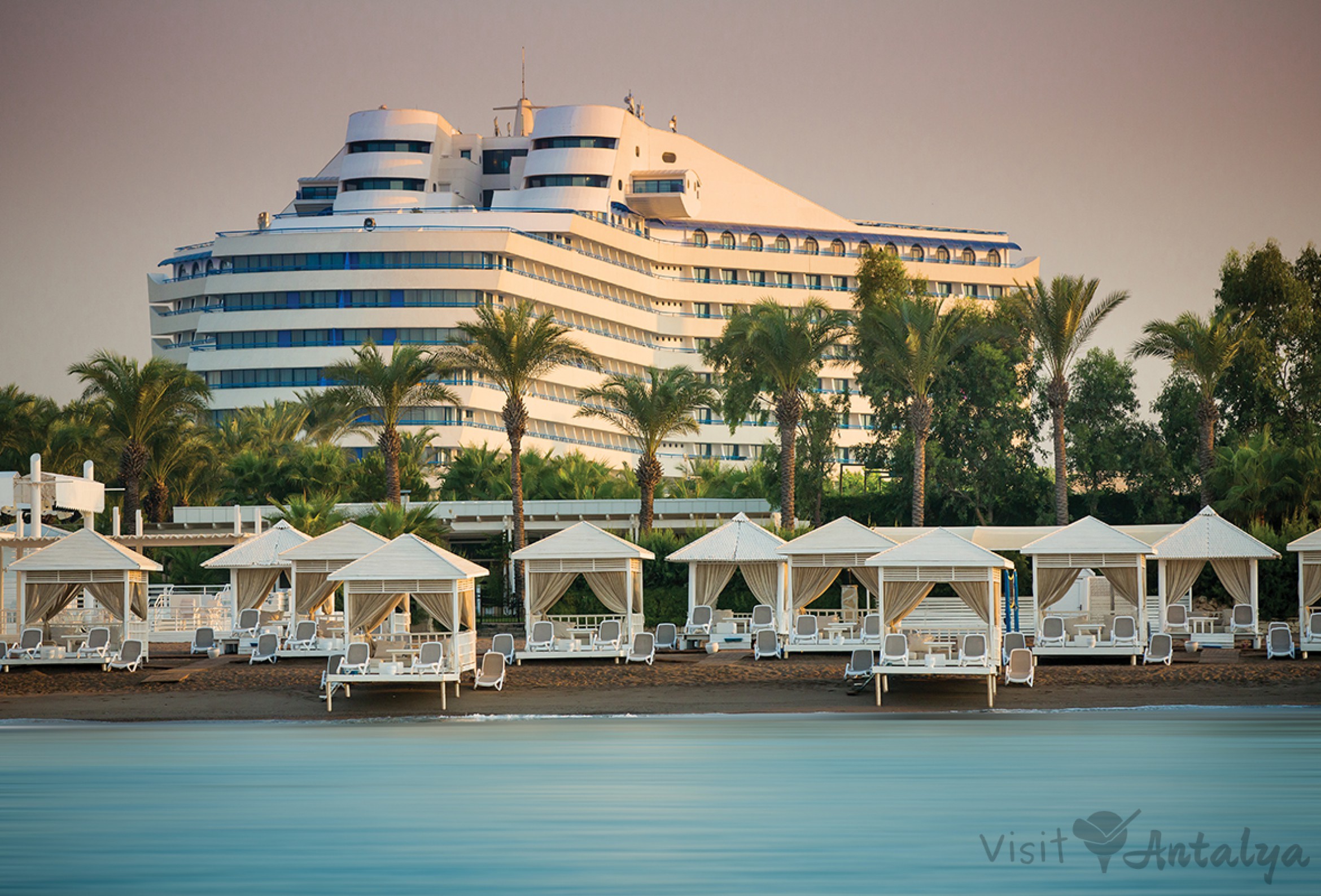 Titanic DELUXE Lara Antalya 7 Nights 4x Golf in Cullinan Links Golf Club
