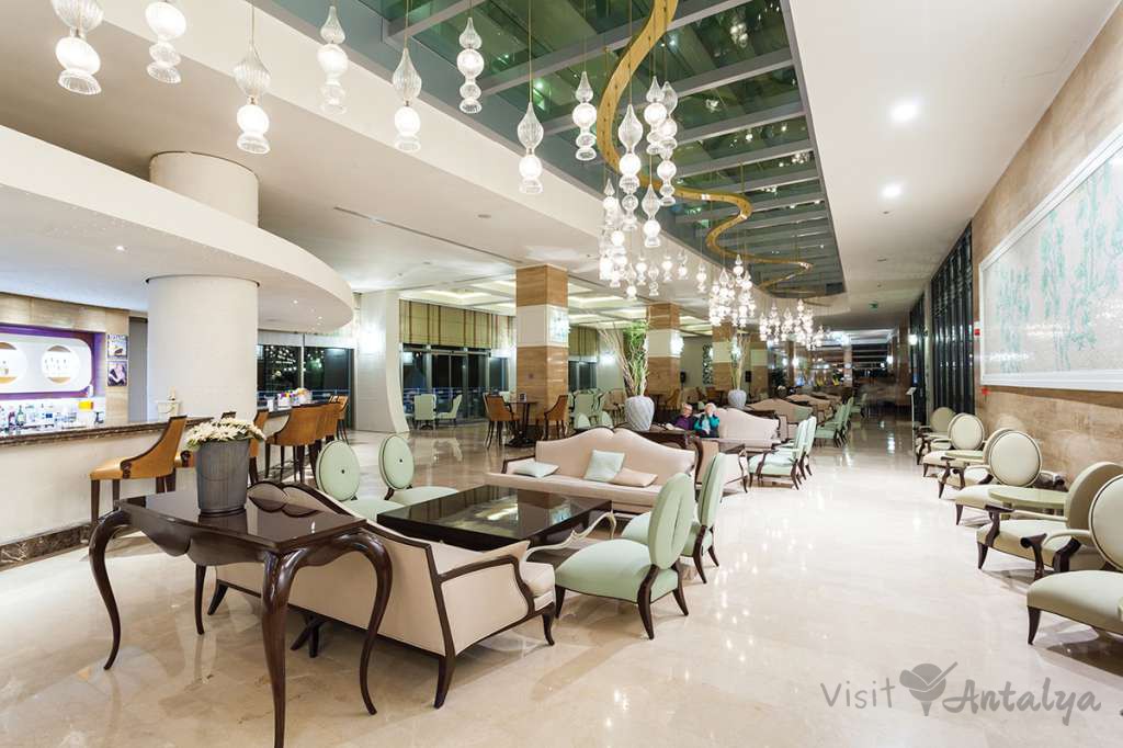 Titanic DELUXE Lara Antalya 7 Nights 4x Golf in Cullinan Golf Club Buggy included.